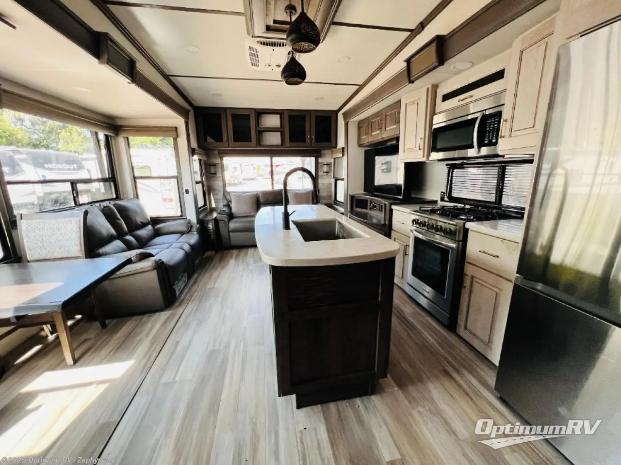 Used 2021 Skyline Alliance Paradigm 390MP available in Zephyrhills, Florida