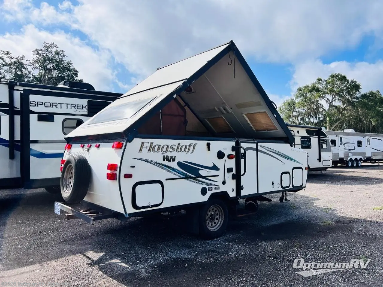 Used 2015 Forest River Flagstaff 19QBHW available in Zephyrhills, Florida