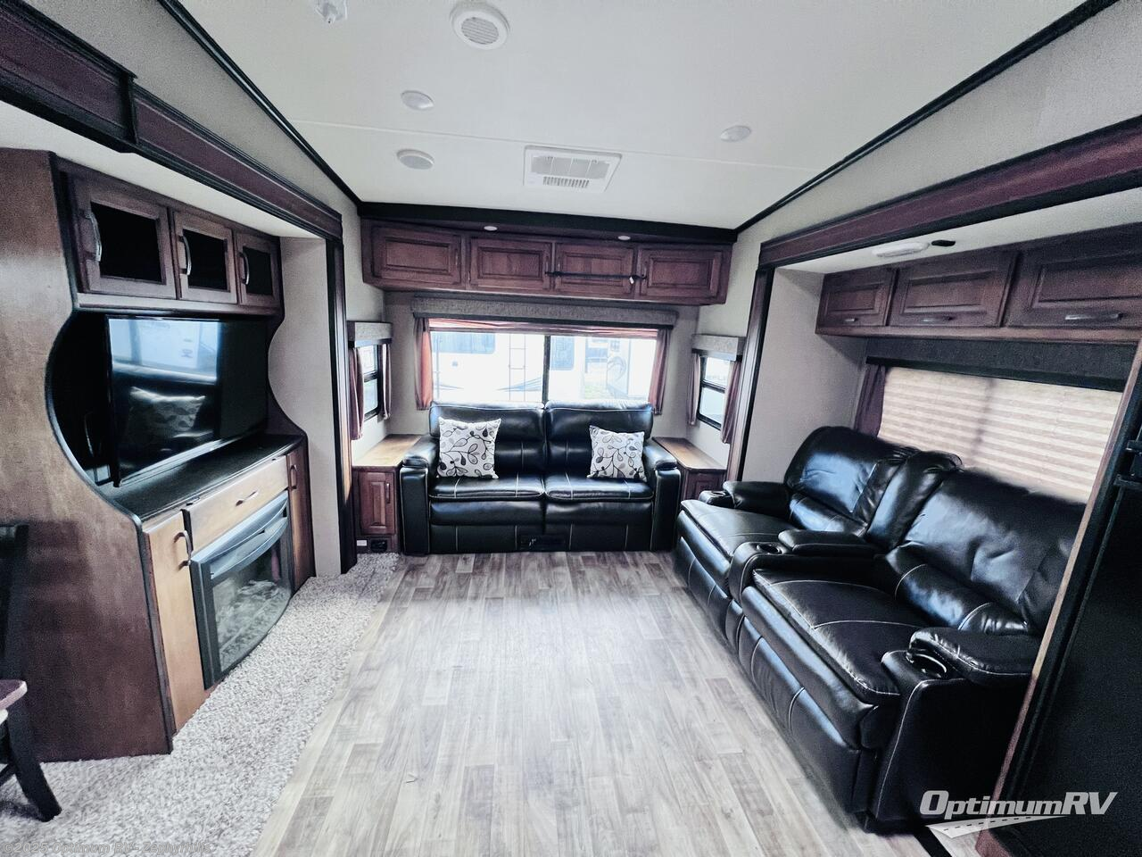 Used 2017 Grand Design Reflection 27RL available in Zephyrhills, Florida