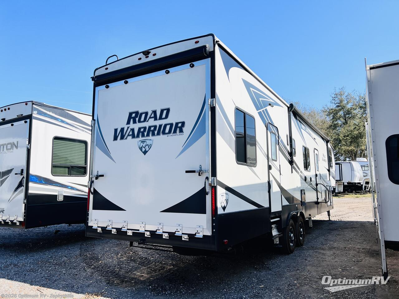 2019 Heartland Road Warrior 387 - Used Fifth Wheel For Sale by Optimum RV - Zephyrhills in Zephyrhills, Florida features Awning, Slideout