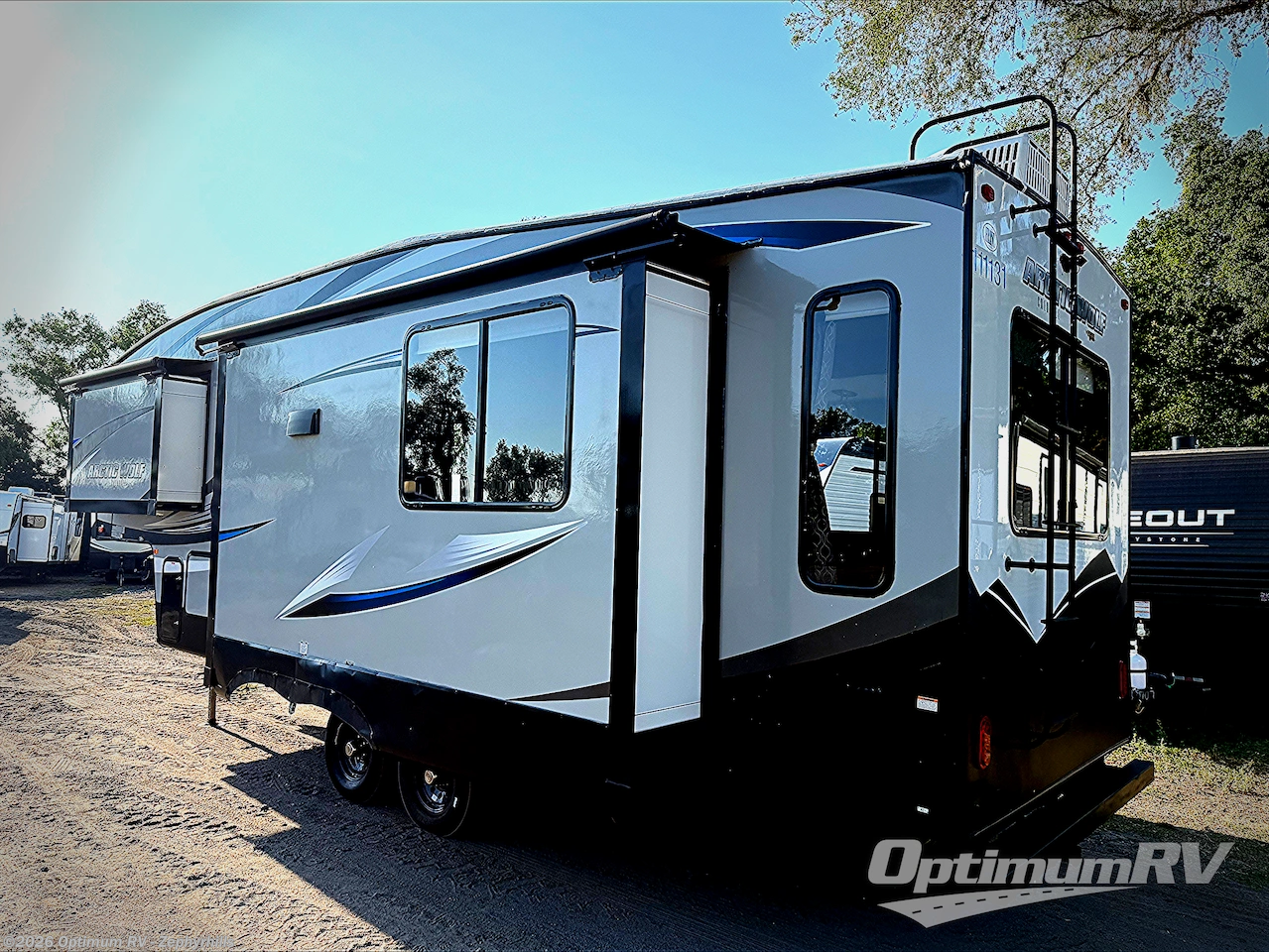 2019 Cherokee Arctic Wolf 285DRL4 by Forest River from Optimum RV - Zephyrhills in Zephyrhills, Florida
