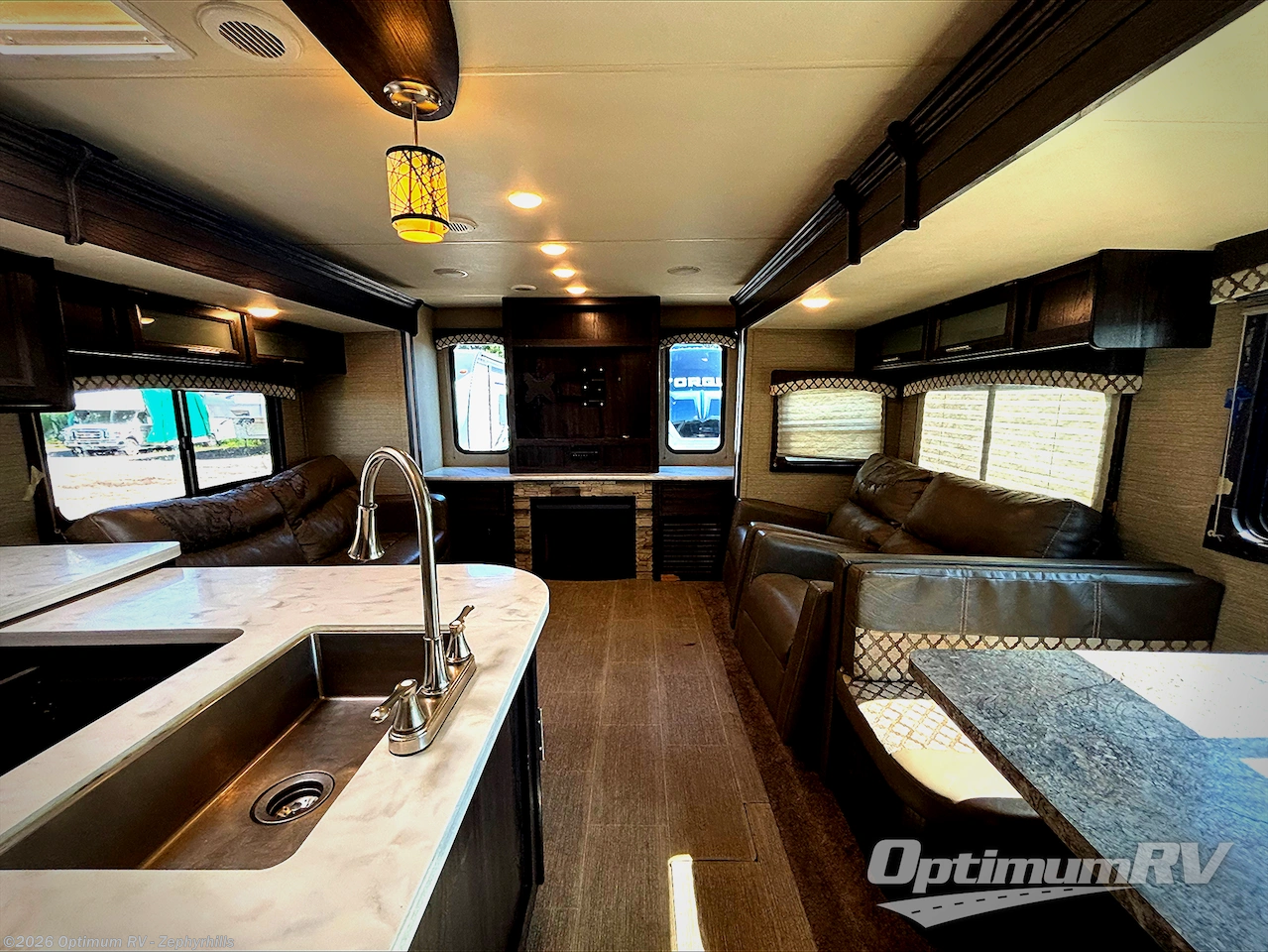 Used 2018 Dutchmen Kodiak Ultimate 291RESL available in Zephyrhills, Florida