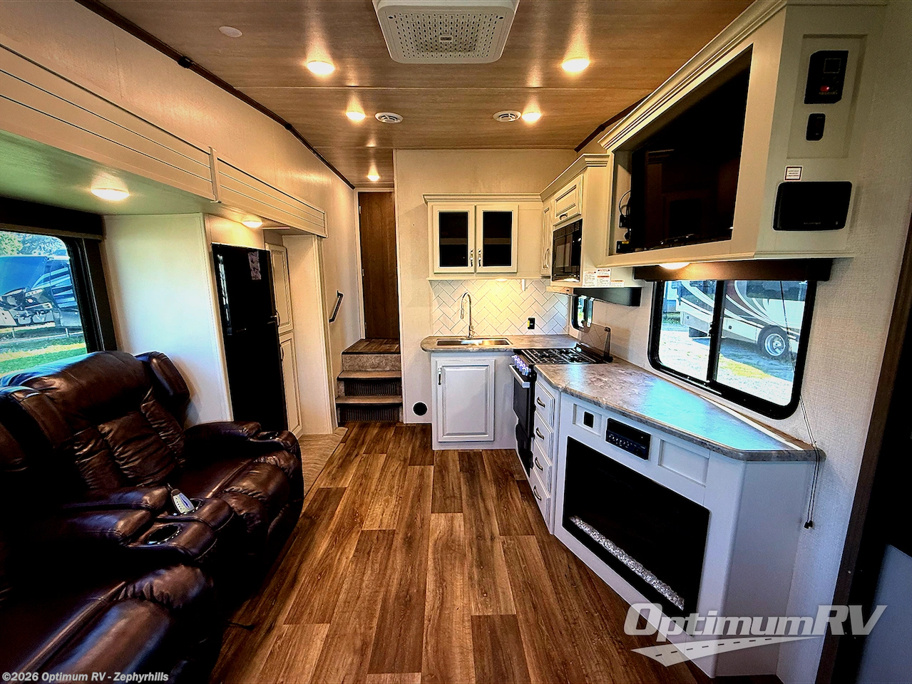 Used 2023 Keystone Cougar 24RDS available in Zephyrhills, Florida