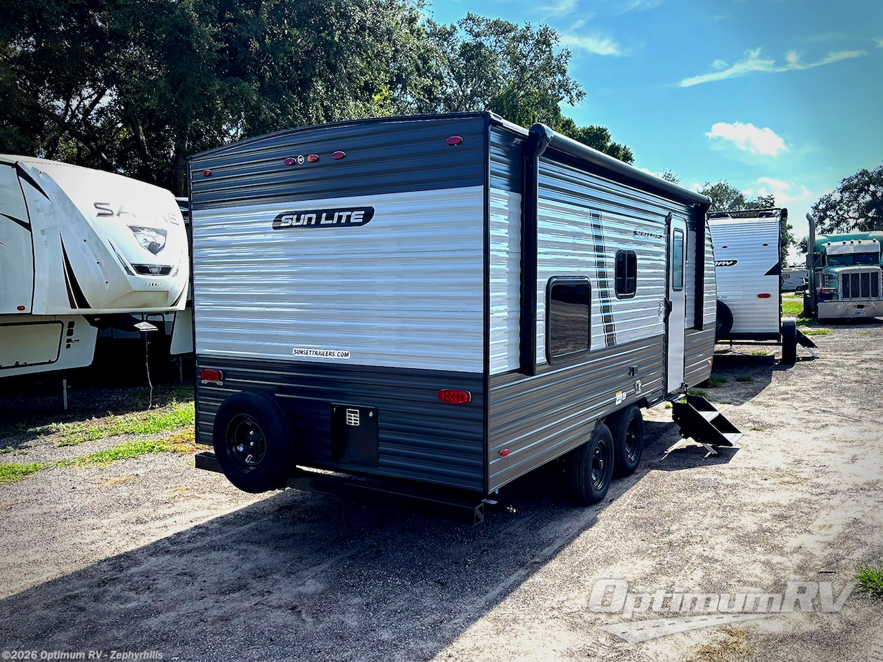 2026 Sunset Park RV Sun Lite LTD 21DB - New Travel Trailer For Sale by Optimum RV - Zephyrhills in Zephyrhills, Florida features Awning