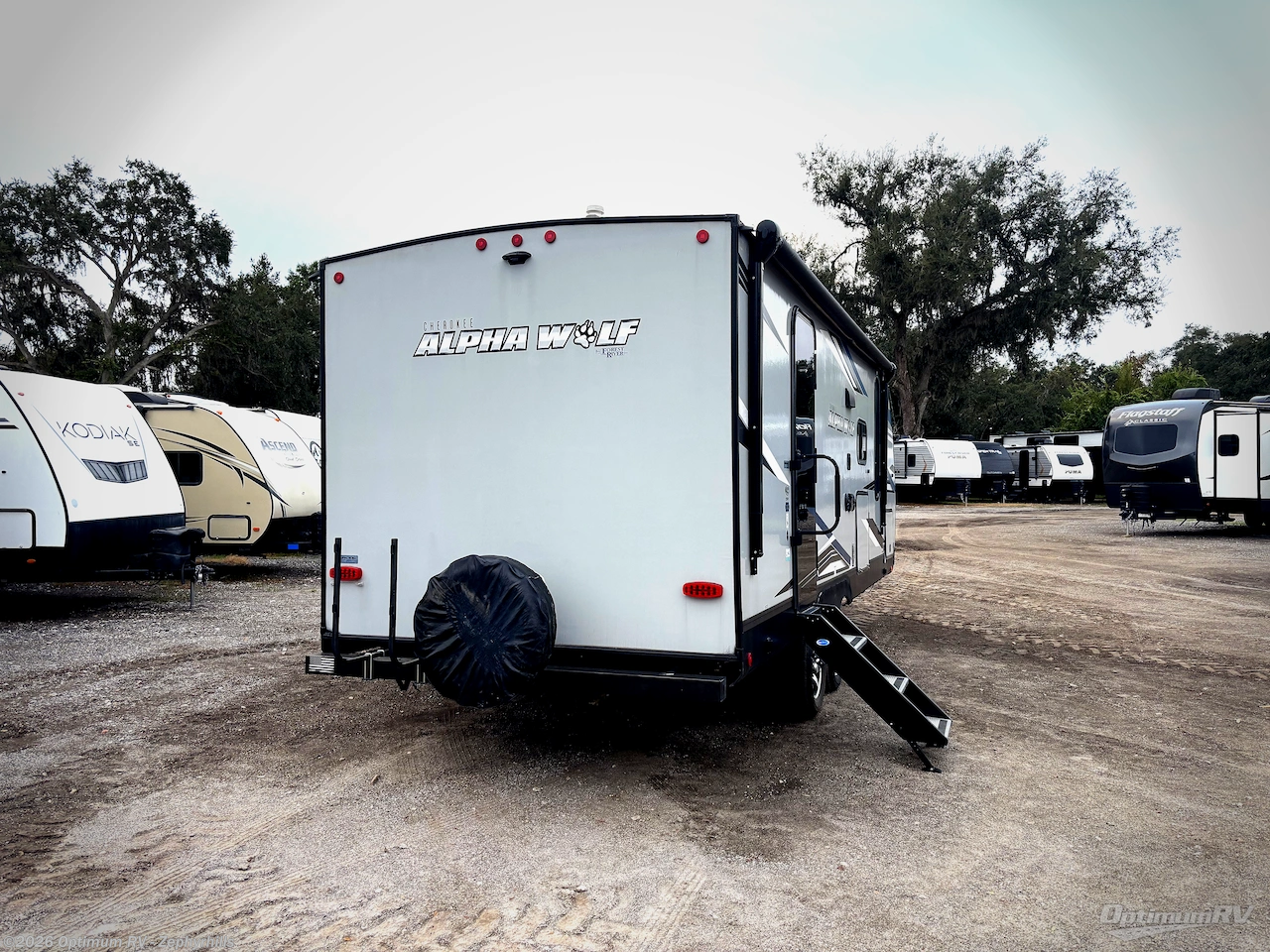 2021 Forest River Cherokee Alpha Wolf 22SWL - Used Travel Trailer For Sale by Optimum RV - Zephyrhills in Zephyrhills, Florida features Slideout, Awning