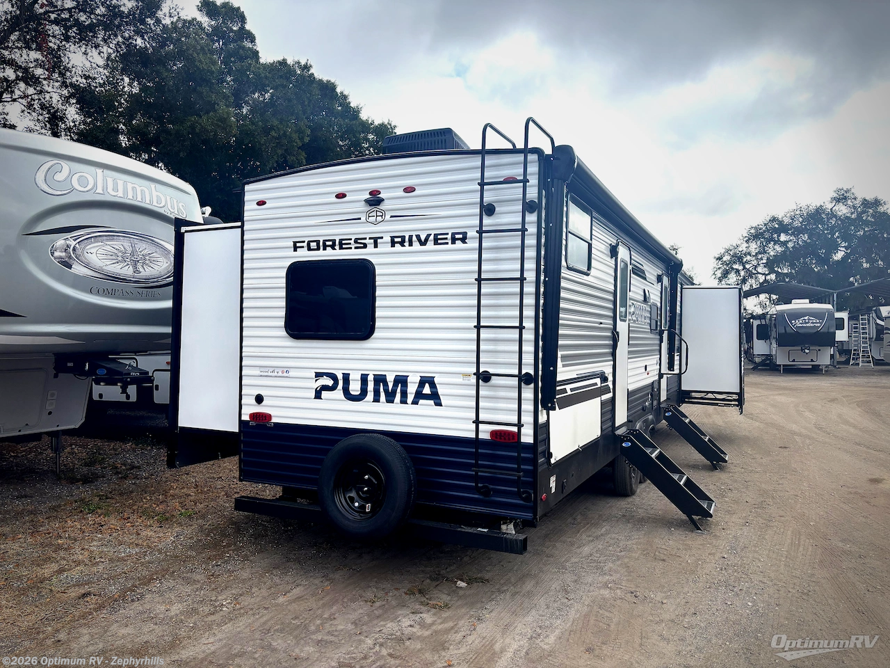 2026 Palomino Puma 32BHQS - New Travel Trailer For Sale by Optimum RV - Zephyrhills in Zephyrhills, Florida