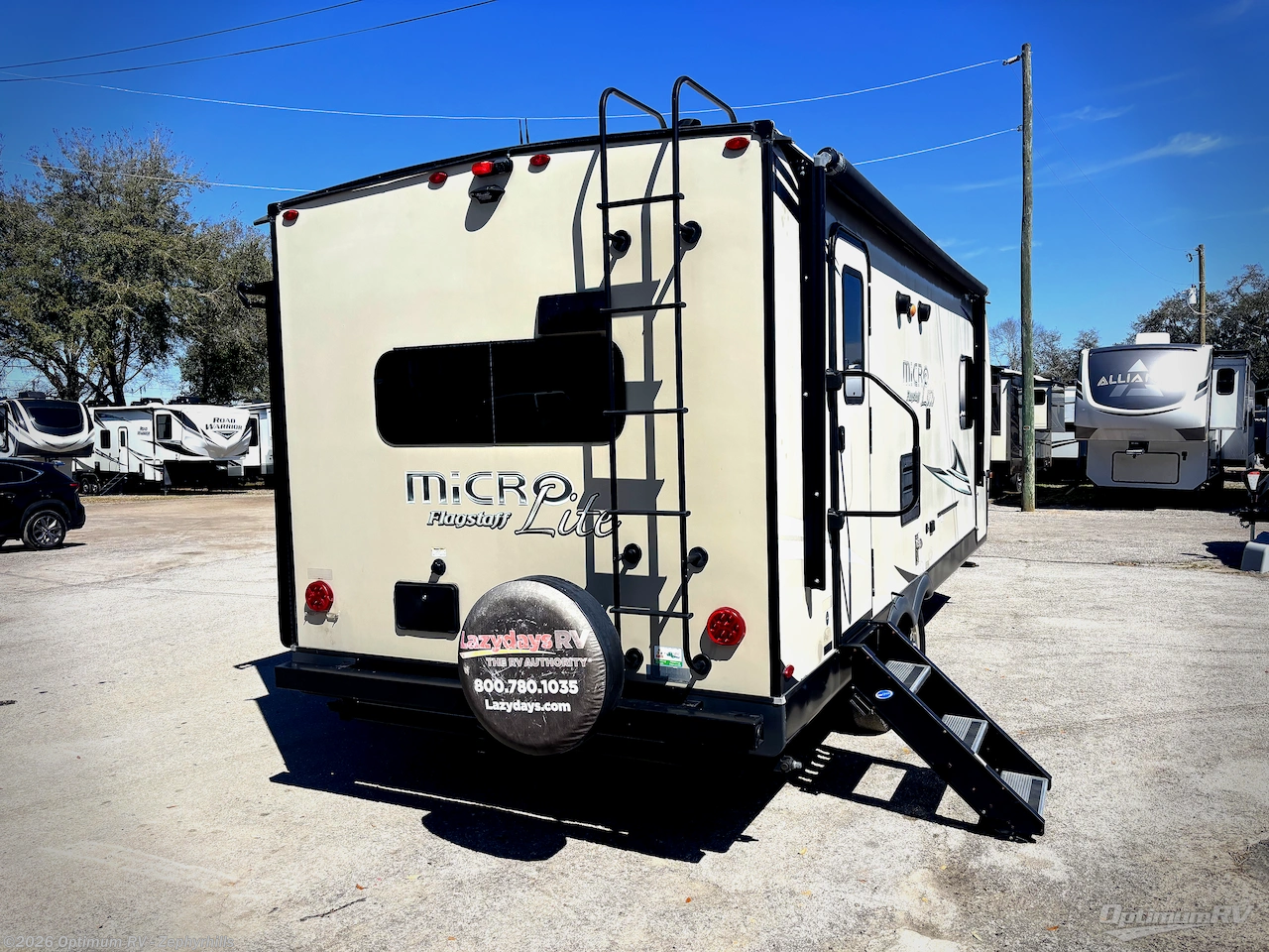 2020 Forest River Flagstaff Micro Lite 25RKS - Used Travel Trailer For Sale by Optimum RV - Zephyrhills in Zephyrhills, Florida features Awning, Slideout