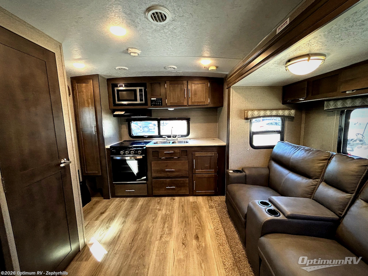 Used 2020 Forest River Flagstaff Micro Lite 25RKS available in Zephyrhills, Florida