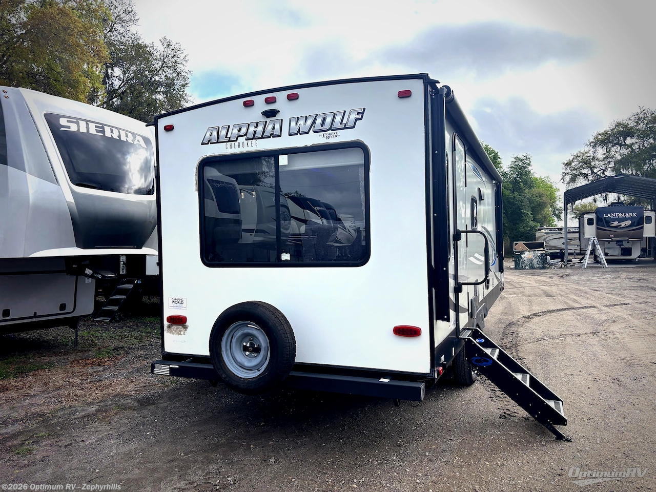 2020 Forest River Cherokee Alpha Wolf 23RD-L - Used Travel Trailer For Sale by Optimum RV - Zephyrhills in Zephyrhills, Florida features Slideout, Awning