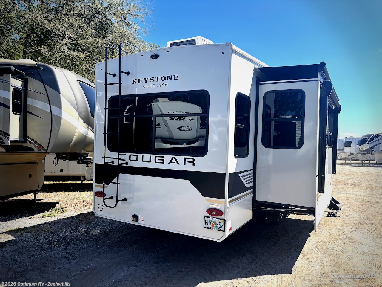 2026 Keystone Cougar 316RLS - Used Fifth Wheel For Sale by Optimum RV - Zephyrhills in Zephyrhills, Florida features Awning, Slideout