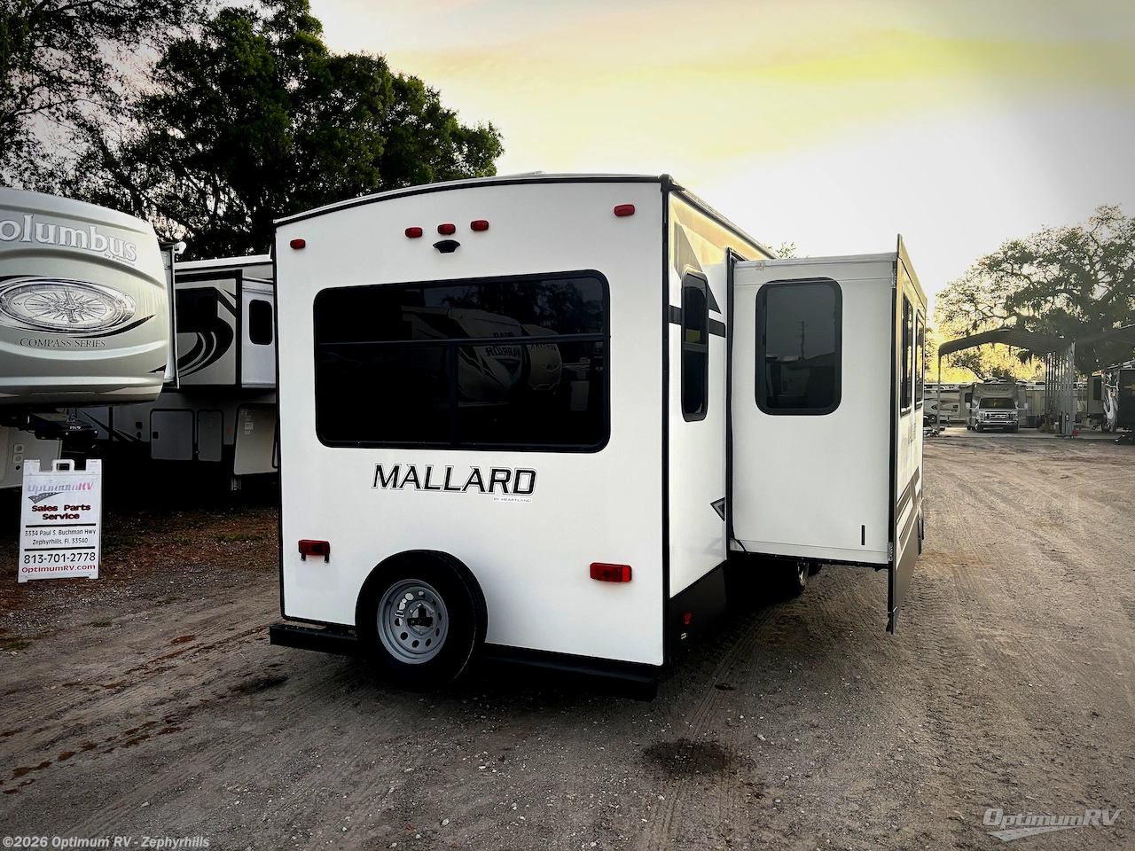 2021 Heartland Mallard 335 - Used Travel Trailer For Sale by Optimum RV - Zephyrhills in Zephyrhills, Florida features Slideout, Awning