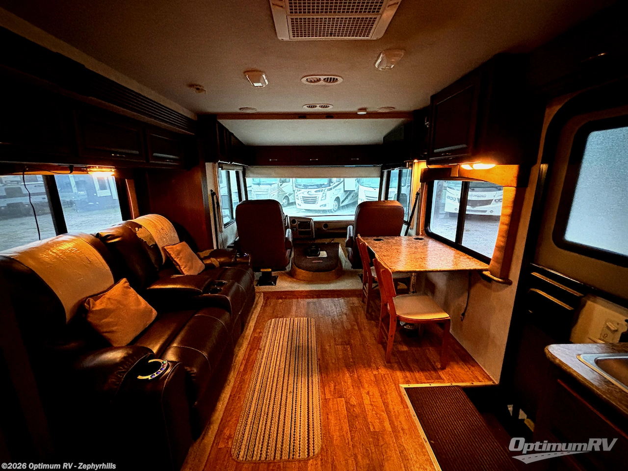 2012 Fleetwood Storm 30SA - Used Class A For Sale by Optimum RV - Zephyrhills in Zephyrhills, Florida features Slideout
