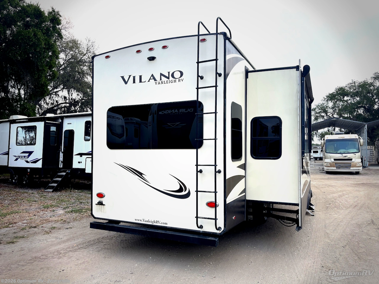 2018 Vanleigh Vilano 369FB - Used Fifth Wheel For Sale by Optimum RV - Zephyrhills in Zephyrhills, Florida features Slideout