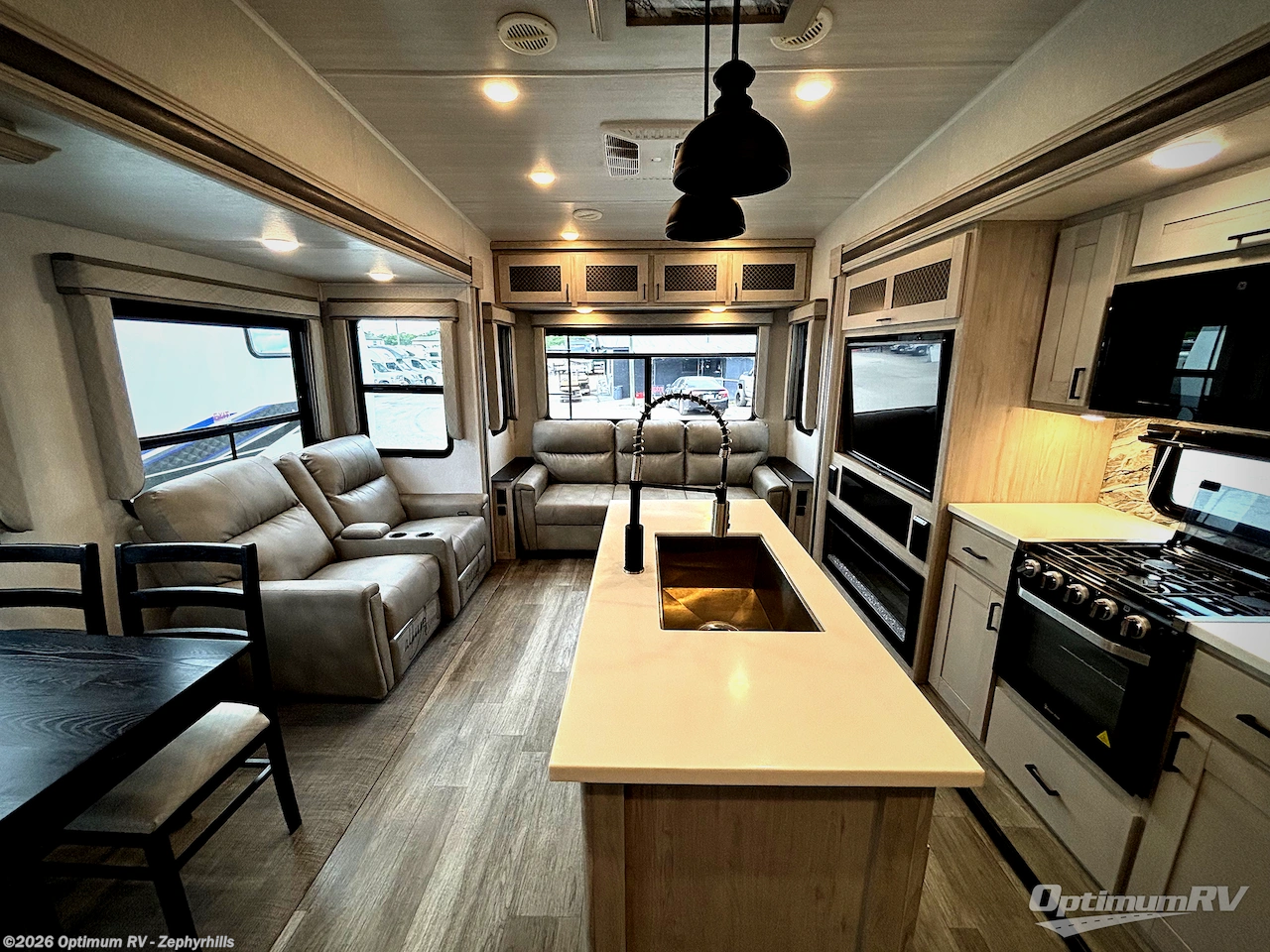 Used 2024 East to West Tandara 385MB available in Zephyrhills, Florida