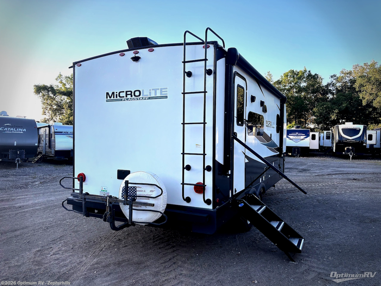2024 Forest River Flagstaff Micro Lite 22FBS - Used Travel Trailer For Sale by Optimum RV - Zephyrhills in Zephyrhills, Florida features Awning, Slideout