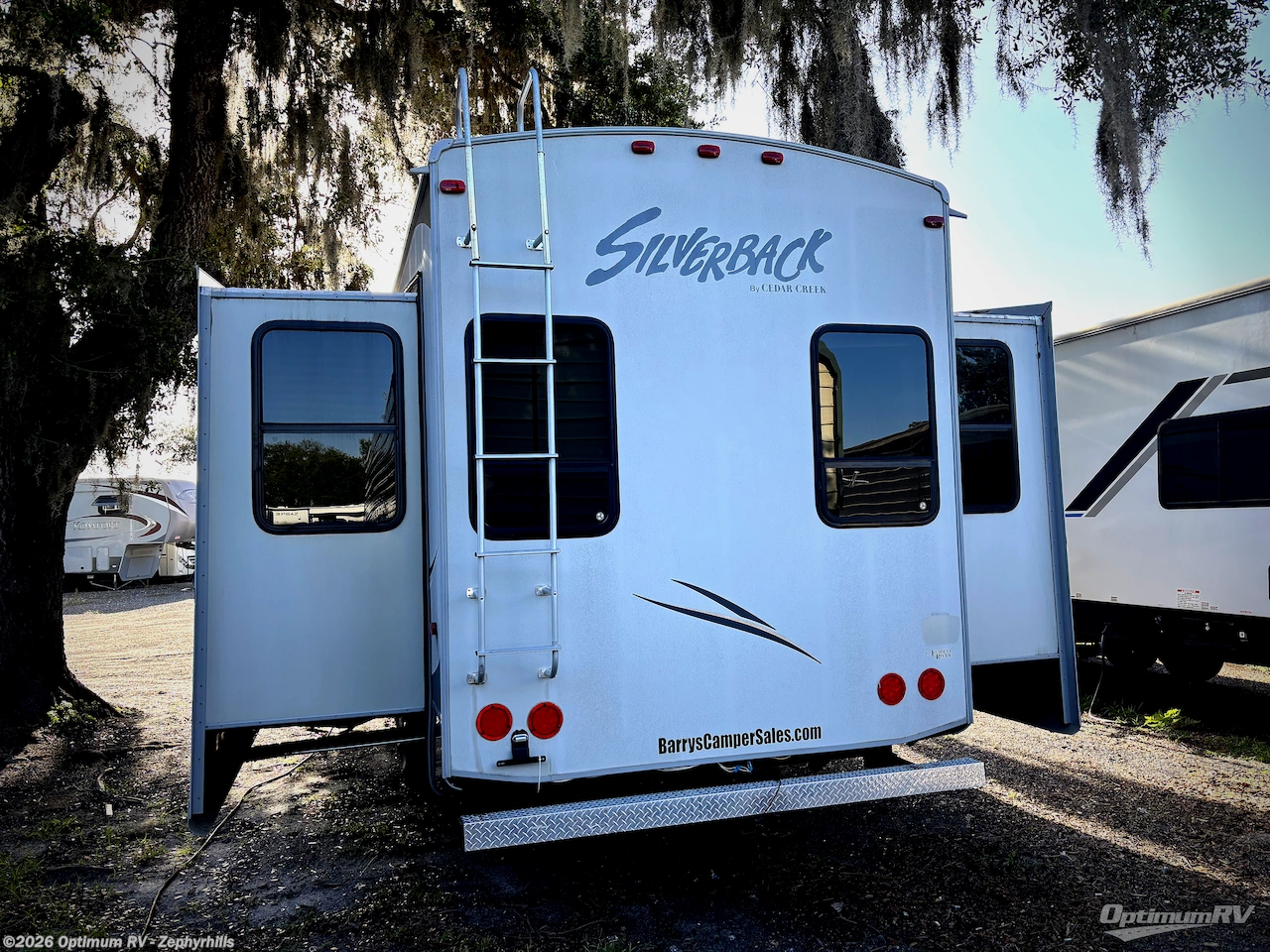 2015 Cedar Creek Silverback 29RE by Forest River from Optimum RV - Zephyrhills in Zephyrhills, Florida