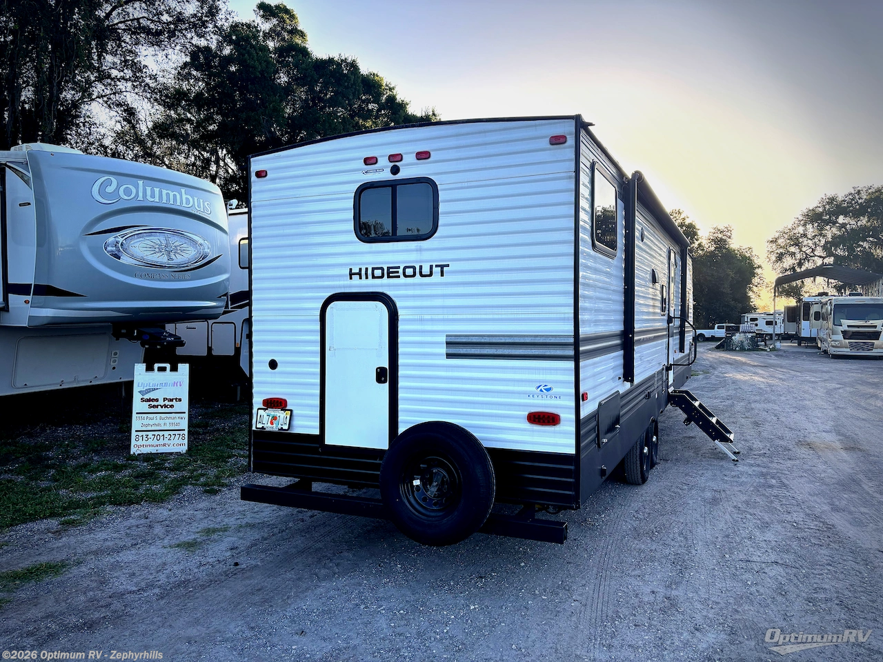 2022 Keystone Hideout 28BHSWE - Used Travel Trailer For Sale by Optimum RV - Zephyrhills in Zephyrhills, Florida features Slideout, Awning