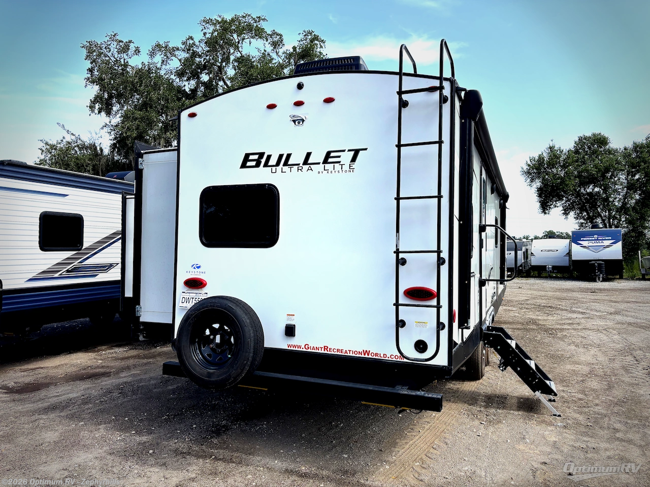 2022 Keystone Bullet 331BHS - Used Travel Trailer For Sale by Optimum RV - Zephyrhills in Zephyrhills, Florida features Slideout, Awning
