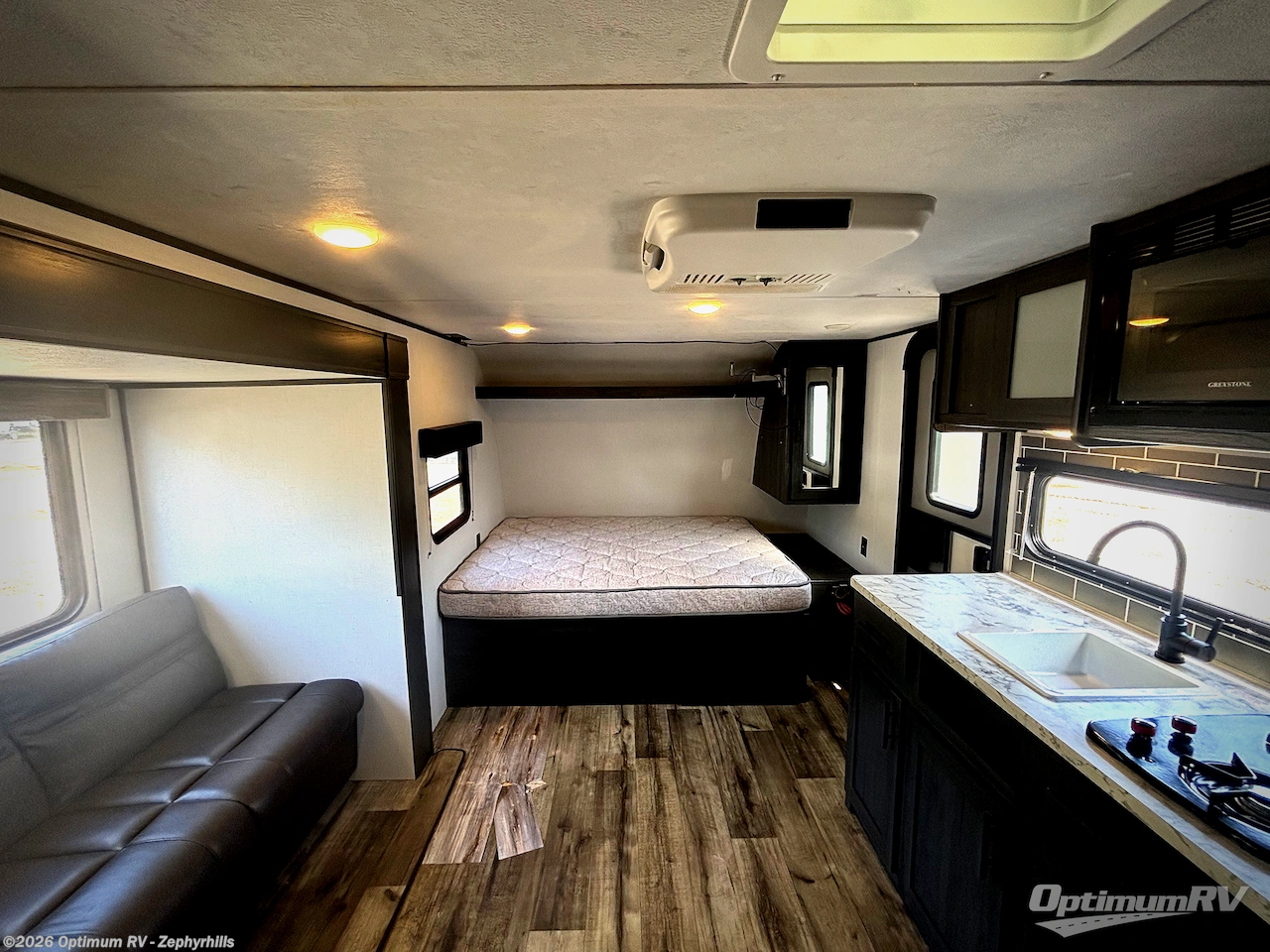 Used 2024 Dutchmen Aspen Trail Mini 1980BH available in Zephyrhills, Florida