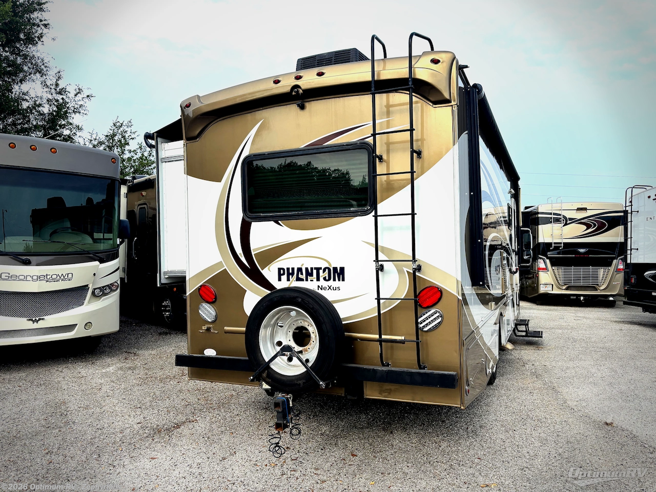 2018 Nexus Phantom 32SC - Used Class C For Sale by Optimum RV - Zephyrhills in Zephyrhills, Florida