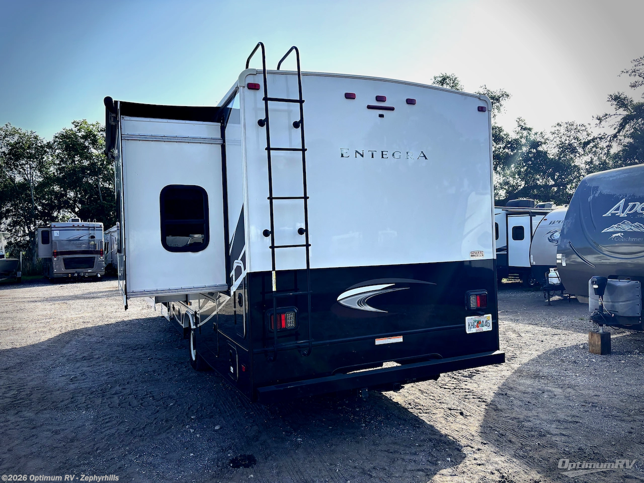 2022 Esteem 27U by Entegra Coach from Optimum RV - Zephyrhills in Zephyrhills, Florida