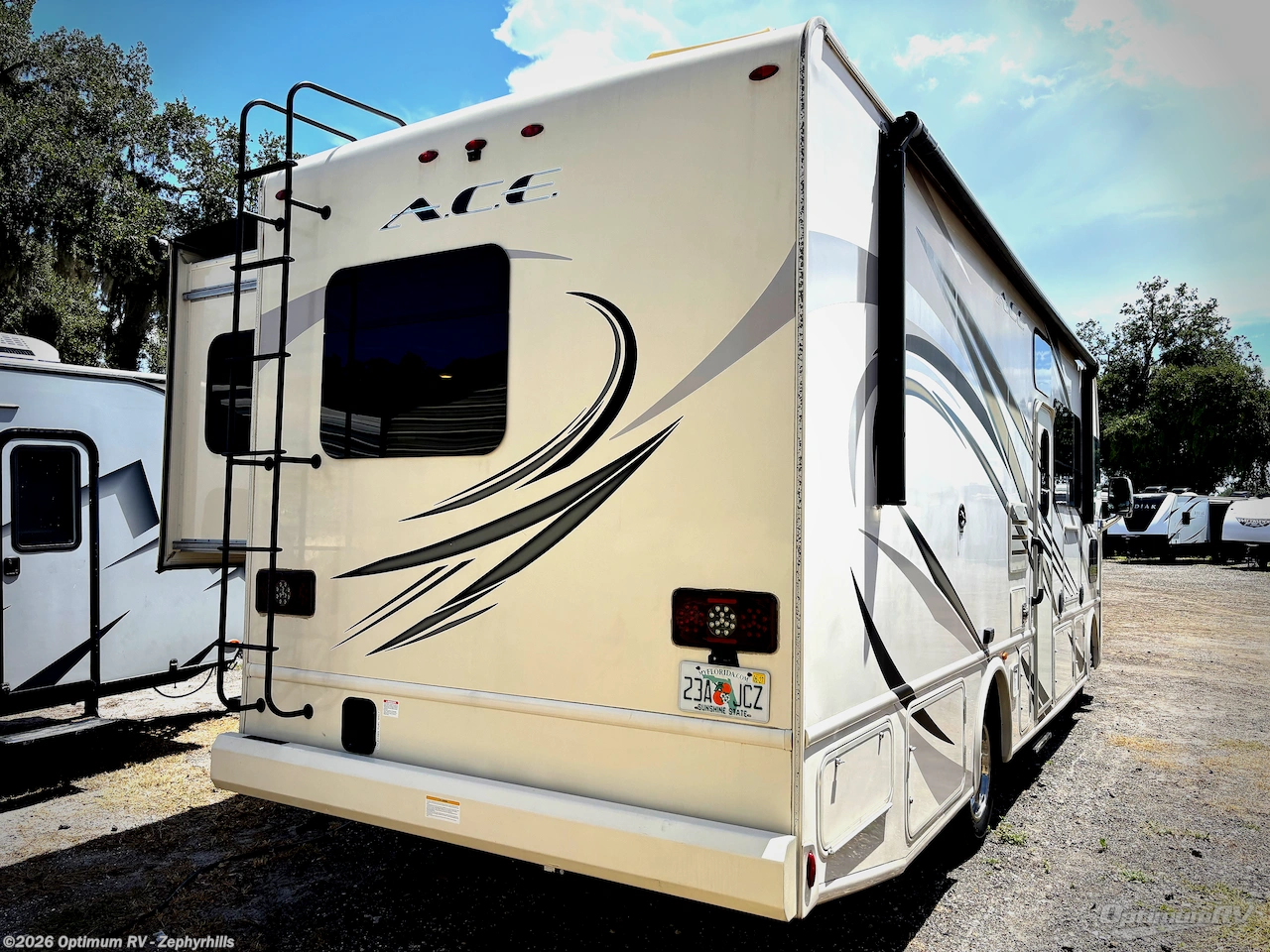 2018 Thor ACE 27.2 - Used Class A For Sale by Optimum RV - Zephyrhills in Zephyrhills, Florida features Awning, Slideout