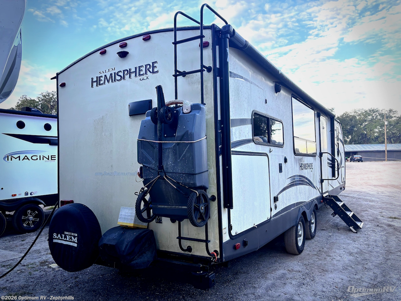 2019 Forest River Salem Hemisphere GLX 283RK - Used Travel Trailer For Sale by Optimum RV - Zephyrhills in Zephyrhills, Florida features Slideout, Awning