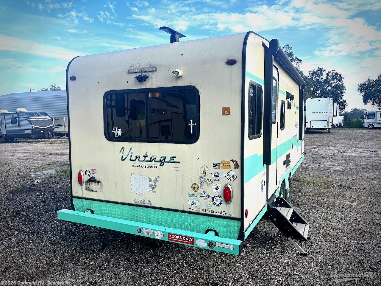 2021 Gulf Stream Vintage Cruiser 23RSS - Used Travel Trailer For Sale by Optimum RV - Zephyrhills in Zephyrhills, Florida features Awning, Slideout