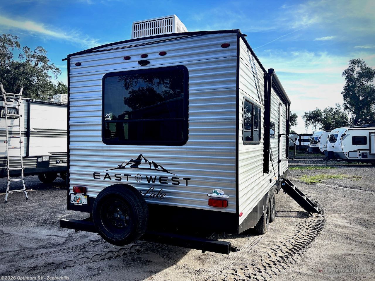 2022 East to West Silver Lake 20KRD - Used Travel Trailer For Sale by Optimum RV - Zephyrhills in Zephyrhills, Florida