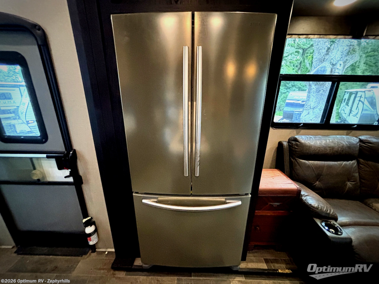 2017 Keystone Fuzion 417 - Used Fifth Wheel For Sale by Optimum RV - Zephyrhills in Zephyrhills, Florida features Slideout