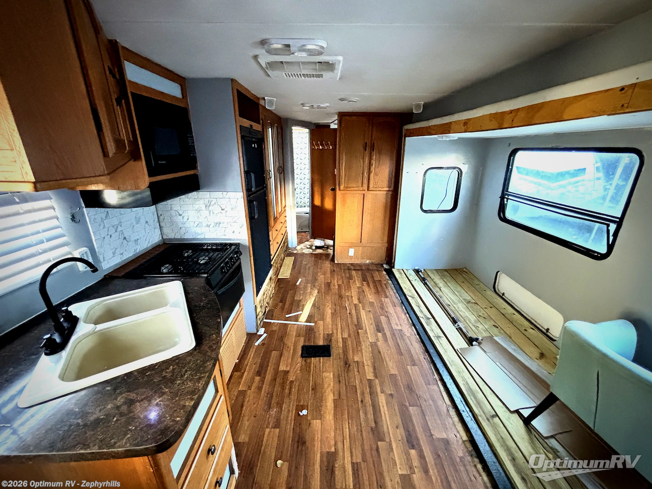 Used 2010 Forest River Wildwood 29BHBS available in Zephyrhills, Florida