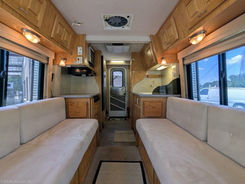 2009 Born Free Built for Two - Used Class C For Sale by Stream RV in Creedmoor, North Carolina