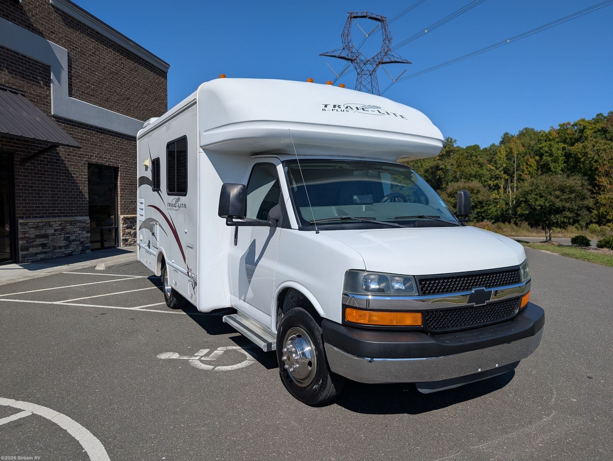 Used 2005 R-Vision Trail Lite M-214 available in Creedmoor, North Carolina