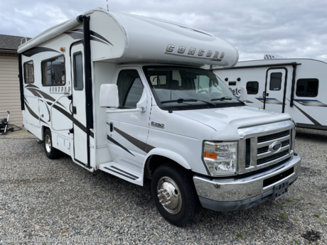 &lt;p&gt;LOW MILEAGE.&amp;nbsp; ONLY 32,000 MILES.&amp;nbsp; FRONT ENTERTAINMENT CENTER.&amp;nbsp; GENERATOR.&amp;nbsp; FULLY SELF-CONTAINED.&amp;nbsp; PERFECT COUPLES COACH.&amp;nbsp; FORD CHASSIS.&amp;nbsp;&amp;nbsp;&lt;/p&gt;