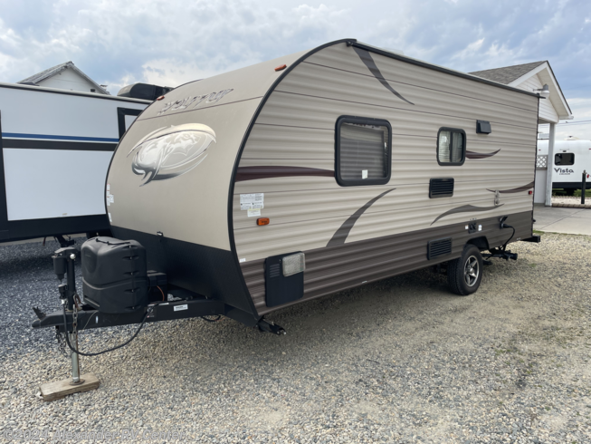2016 Forest River Cherokee Wolf Pup 16-FQ - Used Travel Trailer For Sale by Alexander RV Center in Clayton, Delaware