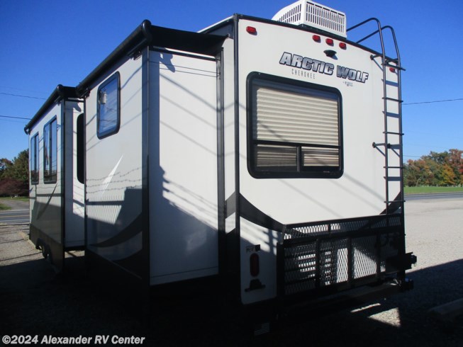 Used 2019 Forest River Cherokee Arctic Wolf 315TBH8 available in Clayton, Delaware
