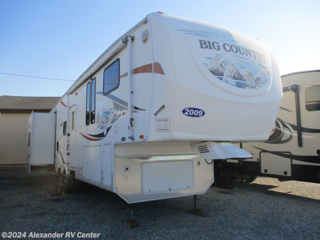 Used 2009 Heartland Big Country 3490-RB available in Clayton, Delaware