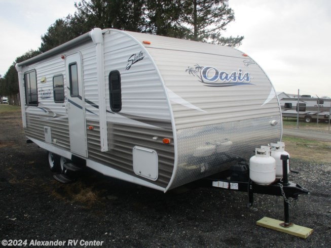 Used 2016 Shasta Oasis 21CK available in Clayton, Delaware