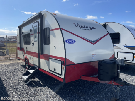 &lt;p&gt;**JUST REDUCED! SAVINGS OF $13,192!!!** LARGE REAR BATH, WALK AROUND QUEEN BED, PASS-THRU OUTSIDE STORAGE, SOLAR PREPPED, POWER AWNING &amp;amp; TONGUE JACK AND TONS OF STORAGE INSIDE AND OUT!! SUPER COOL TRAILER!&lt;/p&gt;