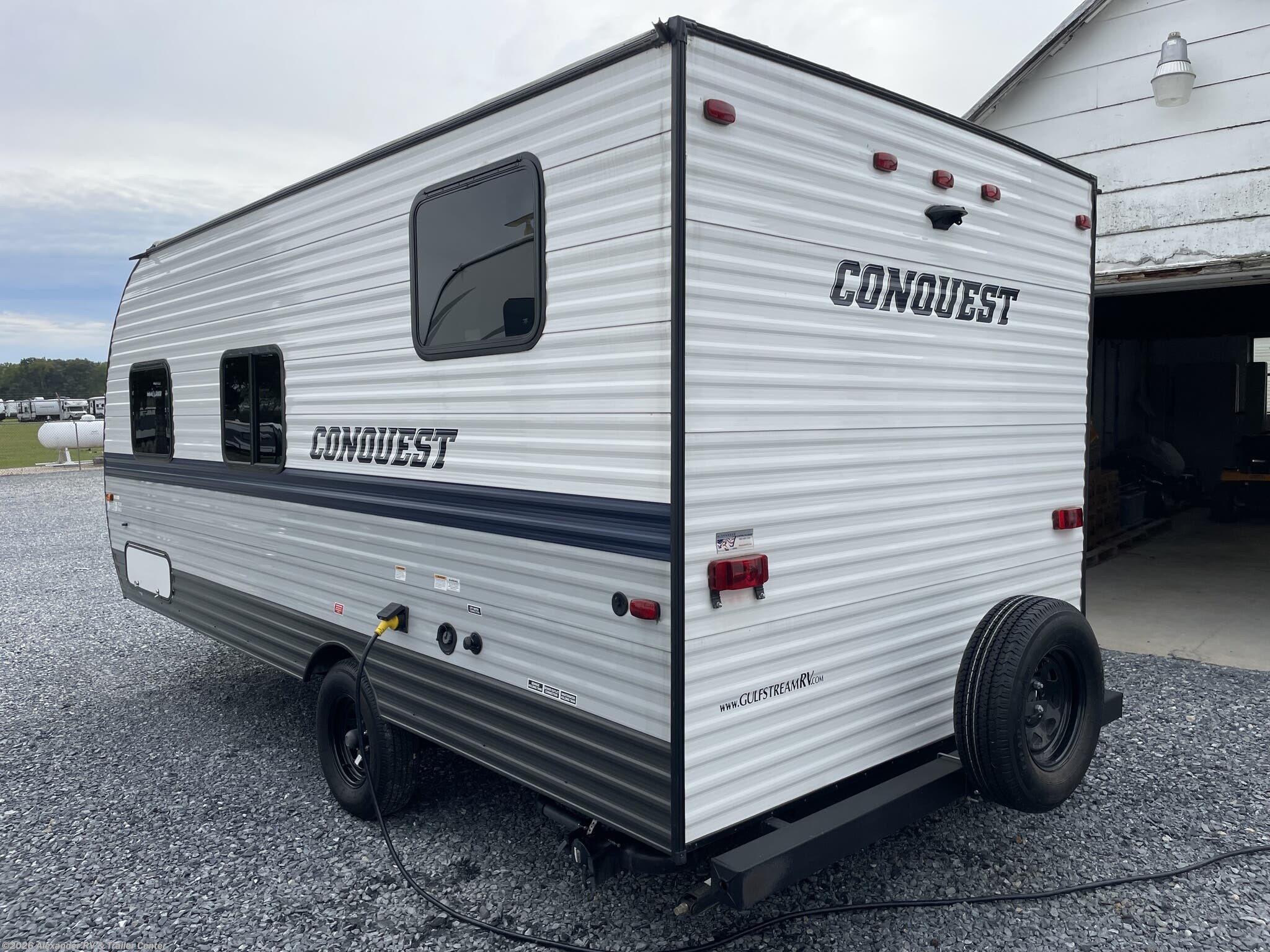 2022 Conquest Super Lite 199DD by Gulf Stream from Alexander RV & Trailer Center in Clayton, Delaware