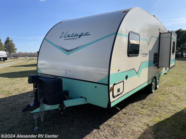 2021 Gulf Stream Vintage Cruiser 23RSS - Used Travel Trailer For Sale by Alexander RV Center in Clayton, Delaware
