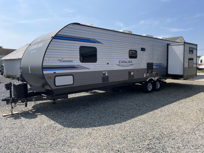 2020 Coachmen Catalina Legacy Edition 313DBDSCK - Used Travel Trailer For Sale by Alexander RV Center in Clayton, Delaware