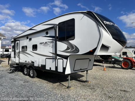 &lt;p&gt;&lt;strong&gt;LIKE NEW!! LUXURY LITE-DUTY 5TH WHEEL WITH 1 SLIDE OUT! POWER EVERYTHING, AUTO-LEVELING JACKS, TANKLESS HOT WATER HEATER, HEATED &amp;amp; ENCLOSED UNDERBELLY, 2 A/C UNITS (50 AMP), SOLAR PANEL! REAR DINETTE, THEATER SEATS, RESIDENTIAL REFRIGERATOR, LOTS OF COUNTER SPACE AND STORAGE!&amp;nbsp;&lt;/strong&gt;&lt;/p&gt;
