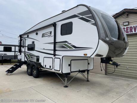 &lt;p&gt;&lt;strong&gt;GREAT COUPLES CAMPER! REAR SOFA, FREE STANDING TABLE AND CHAIRS, 1 SLIDE OUT, 4 SEASON PACKAGE, PREPPED FOR 2ND A/C (50 AMP) AND ROOF MOUNTED SOLAR PANEL! LITE DUTY 5TH WHEEL!&amp;nbsp;&lt;/strong&gt;&lt;/p&gt;