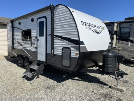 &lt;p&gt;&lt;strong&gt;LITE-WEIGHT 2-AXLE BUNKHOUSE&lt;/strong&gt;! SLEEPS 8 PEOPLE! DOUBLE OVER DOUBLE BUNKS, MURPHY BED, BOOTH DINETTE, POWER AWNING &amp;amp; TONGUE JACK, 12V REFRIGERATOR, SOLAR PANEL, PASS-THRU STORAGE AND MUCH MORE!&lt;/p&gt;