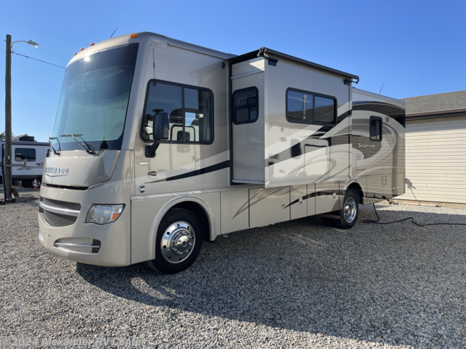 2013 Winnebago Sightseer 30A - Used Class A For Sale by Alexander RV Center in Clayton, Delaware