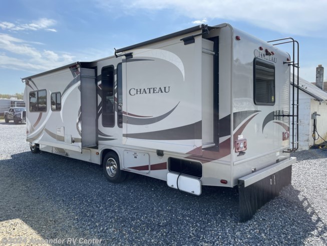 2014 Chateau 31F by Thor Motor Coach from Alexander RV Center in Clayton, Delaware