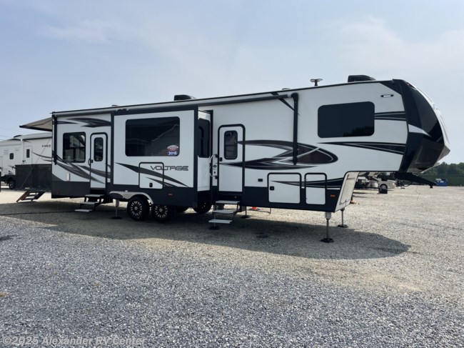 2018 Dutchmen Voltage V3605