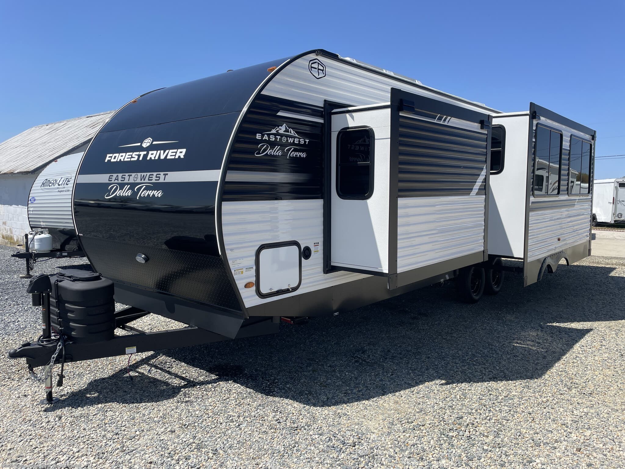 2025 East to West Della Terra 263RK - New Travel Trailer For Sale by Alexander RV & Trailer Center in Clayton, Delaware features Smart TV, Power Stabilizer Jacks, Power Awning, LP Detector, Fire Extinguisher