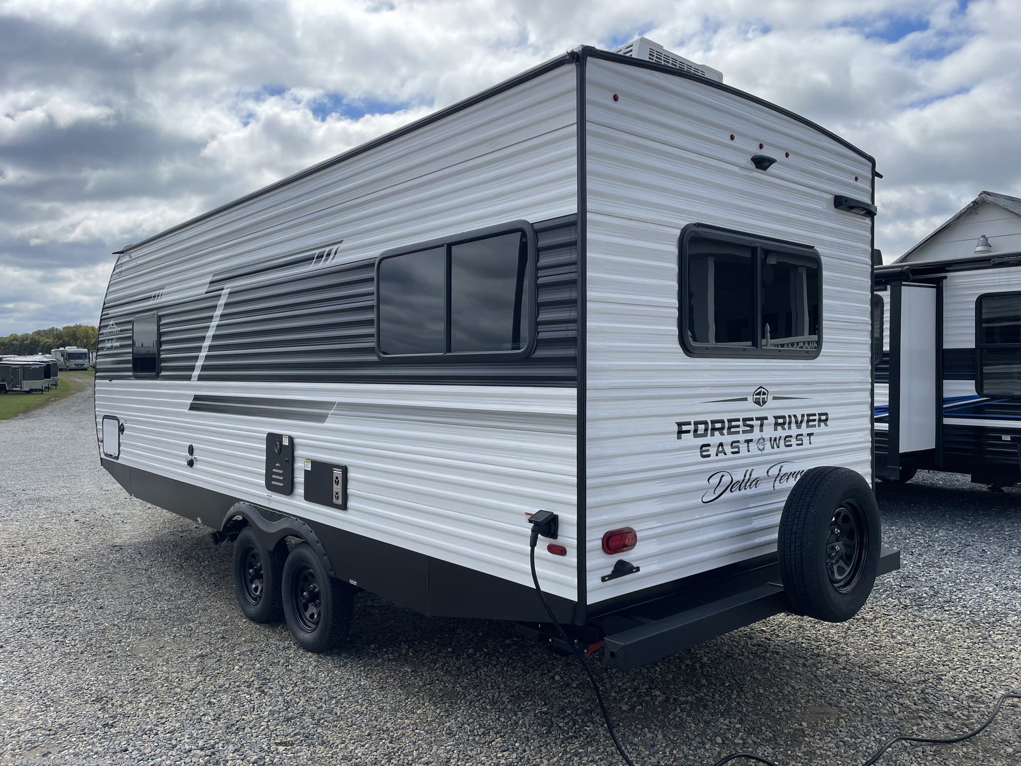 2026 Della Terra 200RD by East to West from Alexander RV & Trailer Center in Clayton, Delaware